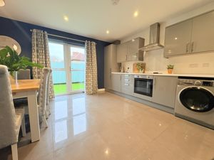 Photo 10- click for photo gallery